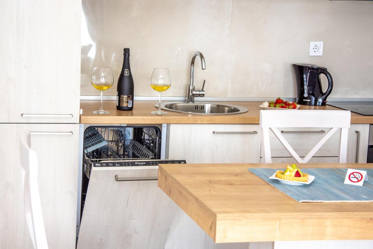 Ralux apartman Tivat Exterior foto